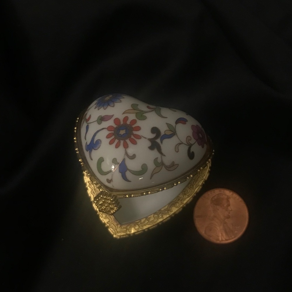 Small Trinket/ Ring Box